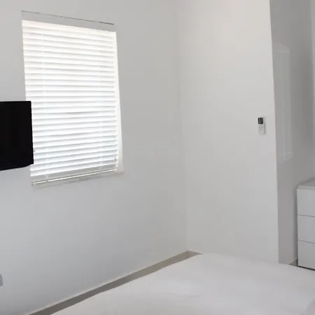 Apartment V86 - 2 Bedroom Md Shorestay Sliema