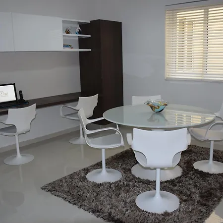 V86 - 2 Bedroom Md Shorestay * Sliema