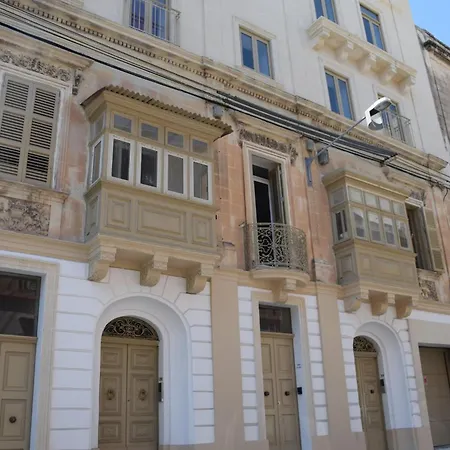 V86 - 2 Bedroom Md Shorestay * Sliema