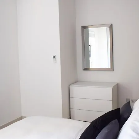 V86 - 2 Bedroom Md Shorestay Διαμέρισμα