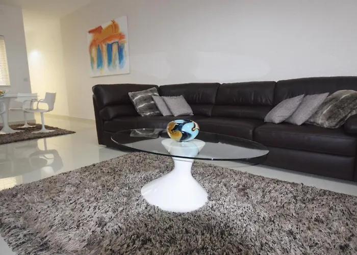 V86 - 2 Bedroom Md Shorestay