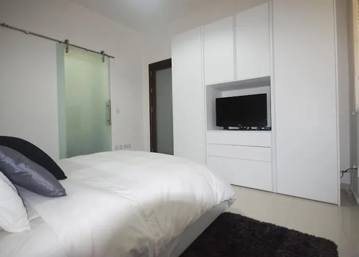 V86 - 2 Bedroom Md Shorestay Σλιέμα