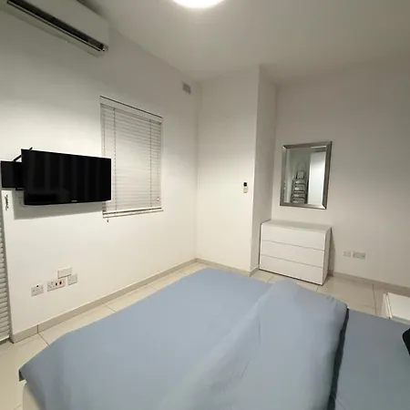 V86 - 2 Bedroom Md Shorestay Апартаменты Слима
