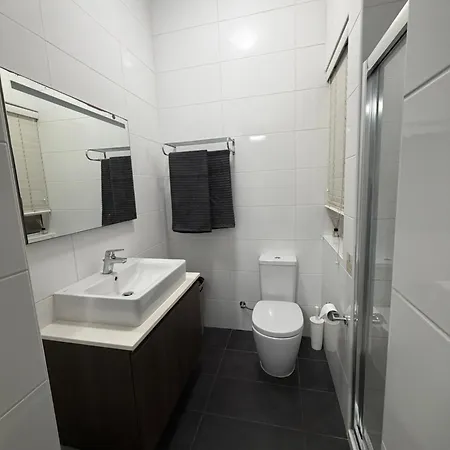V86 - 2 Bedroom Md Shorestay Апартаменты Слима